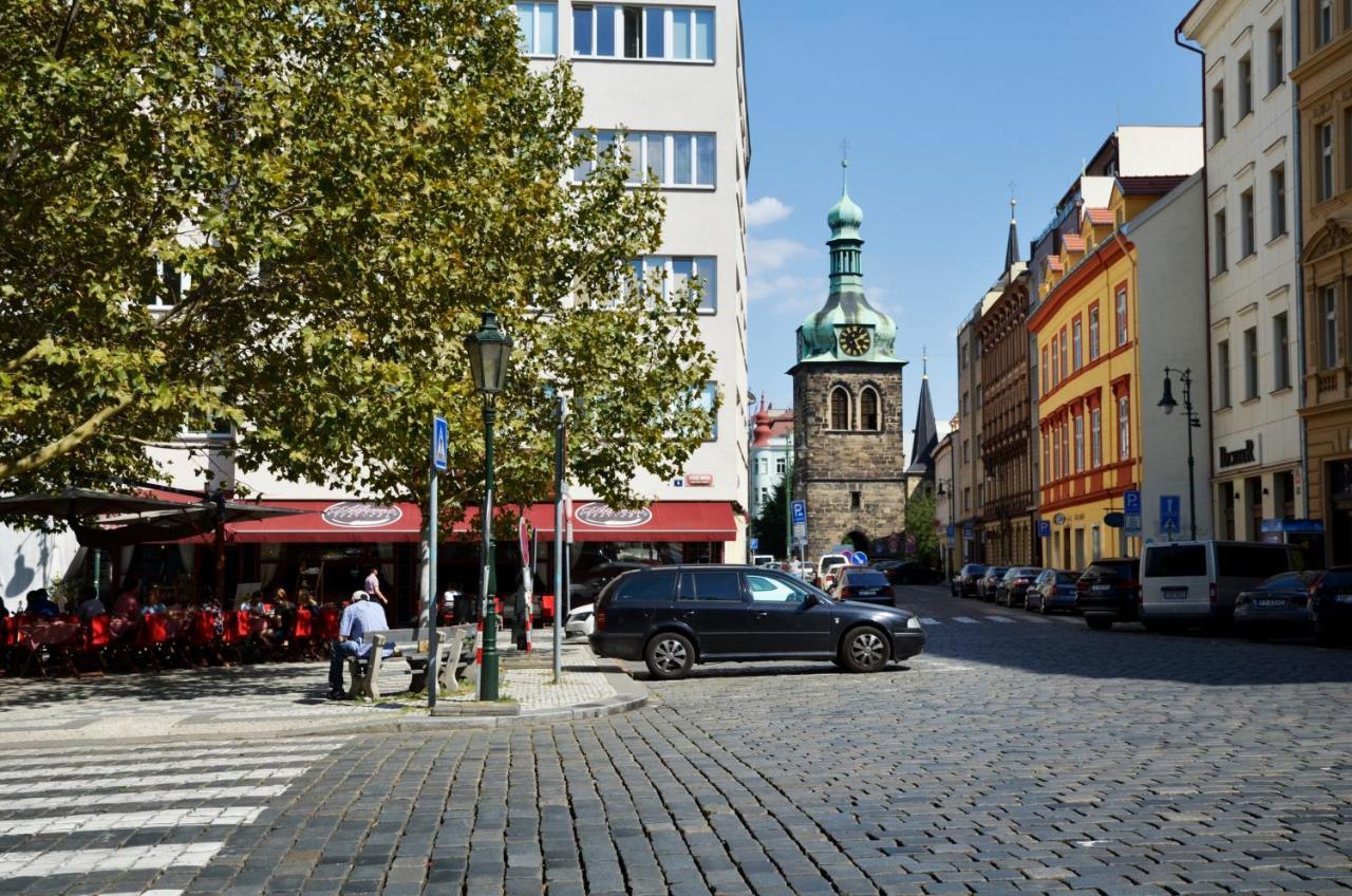 The Republic Apartments Praha Bagian luar foto