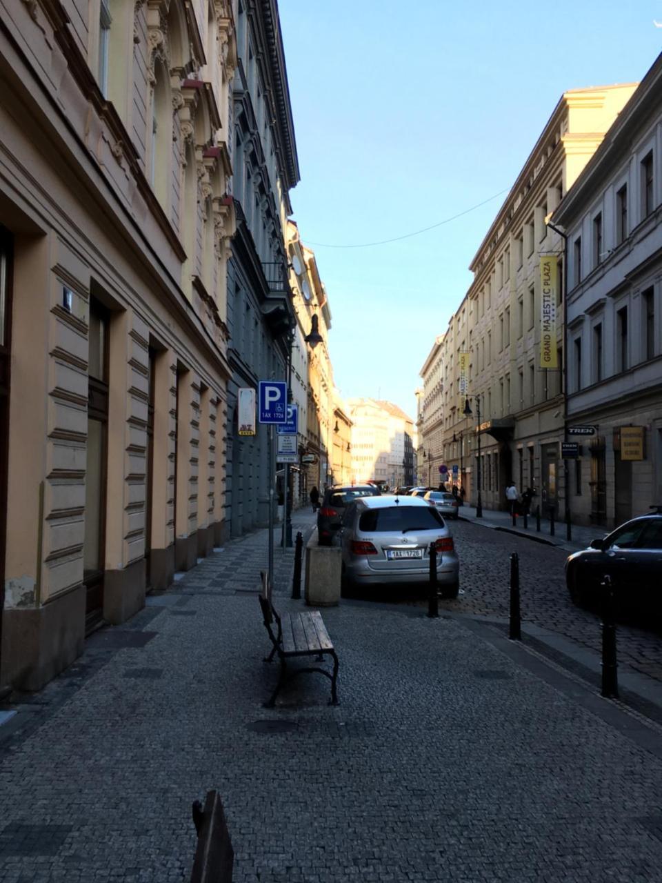 The Republic Apartments Praha Bagian luar foto